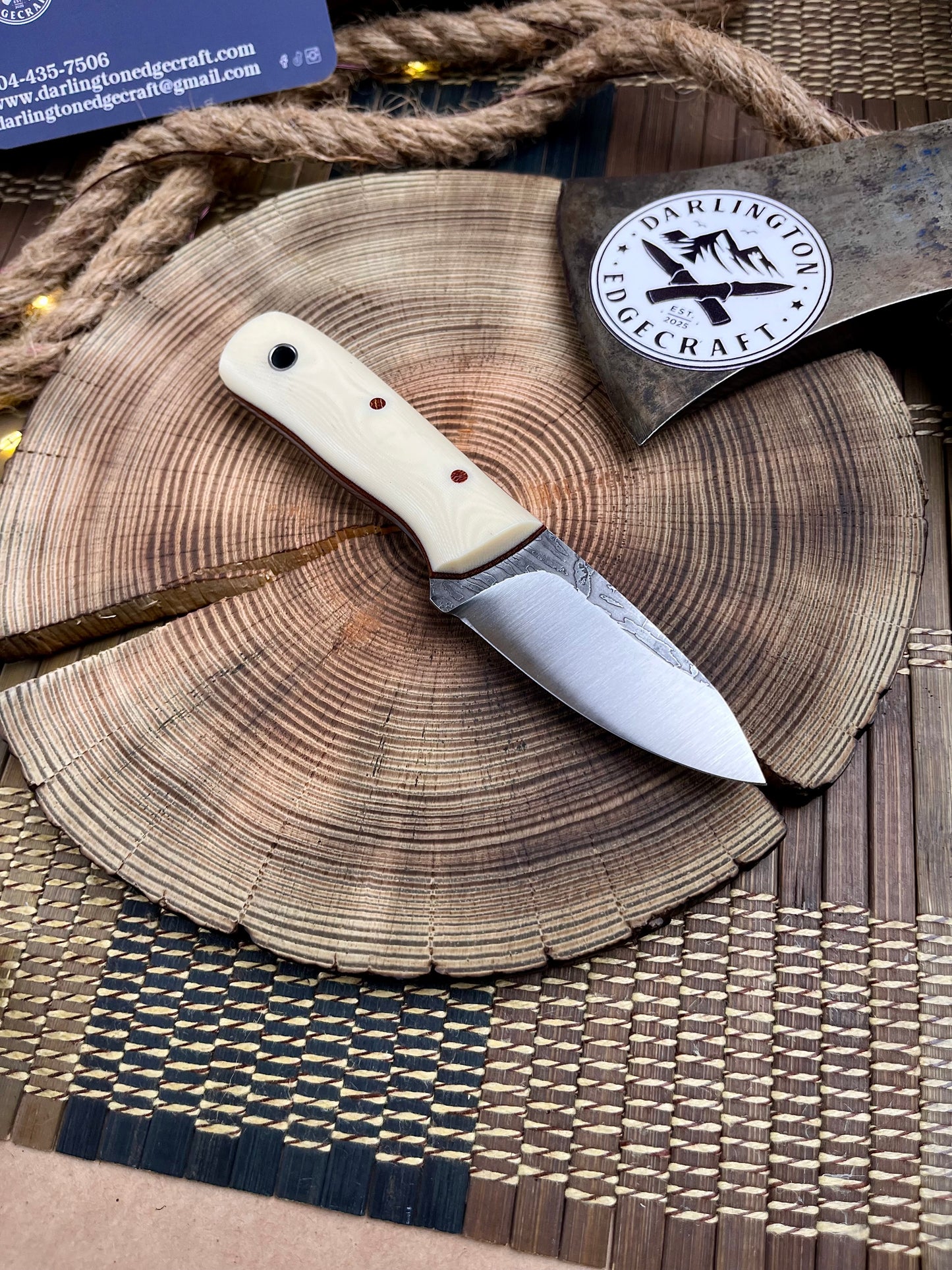 The Pioneer - Ivory Linen Micarta - Tapered A2