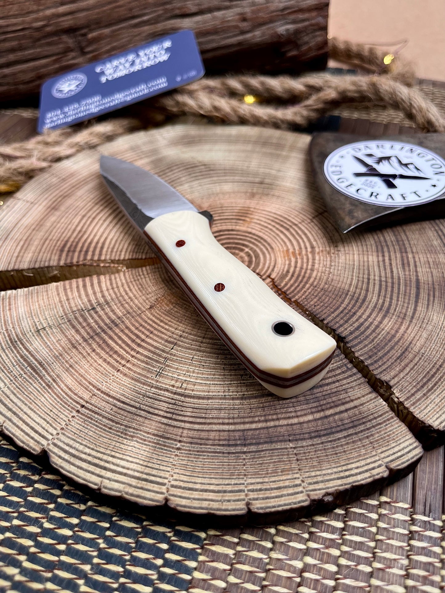 The Pioneer - Ivory Linen Micarta - Tapered A2