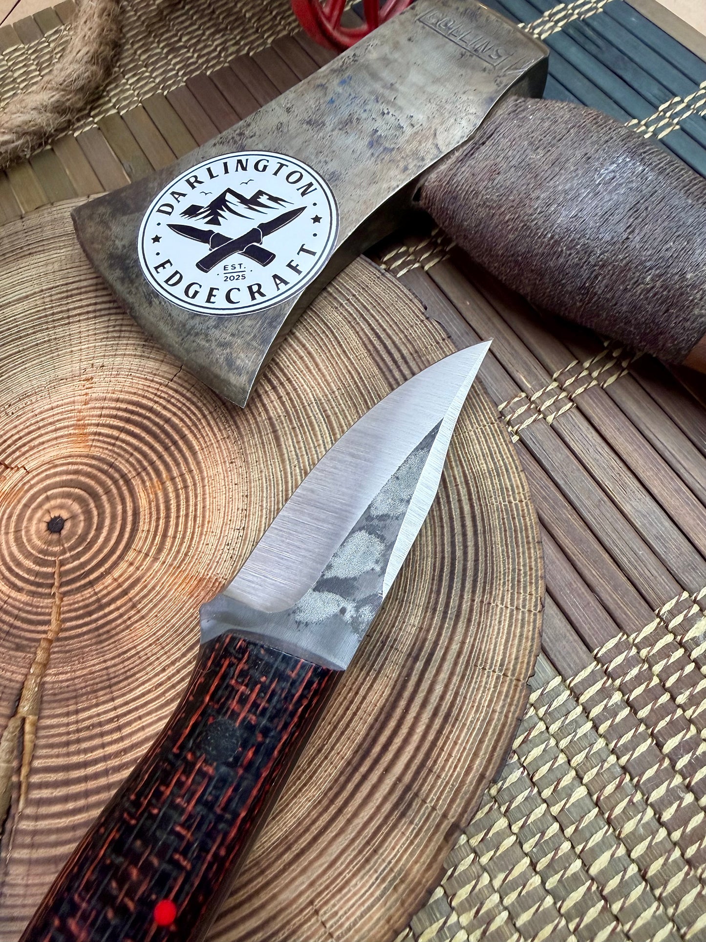 Scylla - Black and Red Burlap - Tapered Nitro V