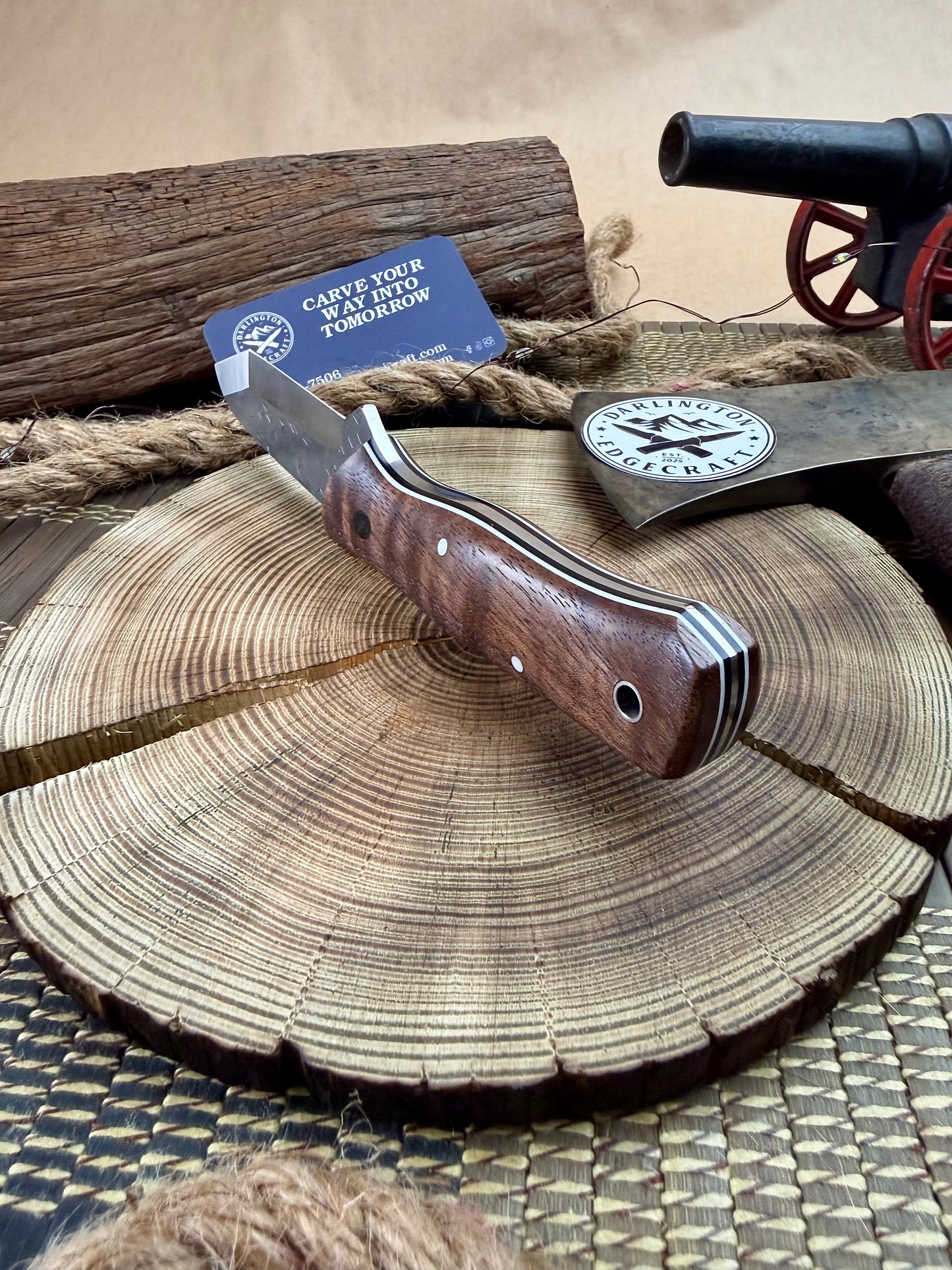 Gideon’s Tanto - Curly Walnut - Tapered Nitro V