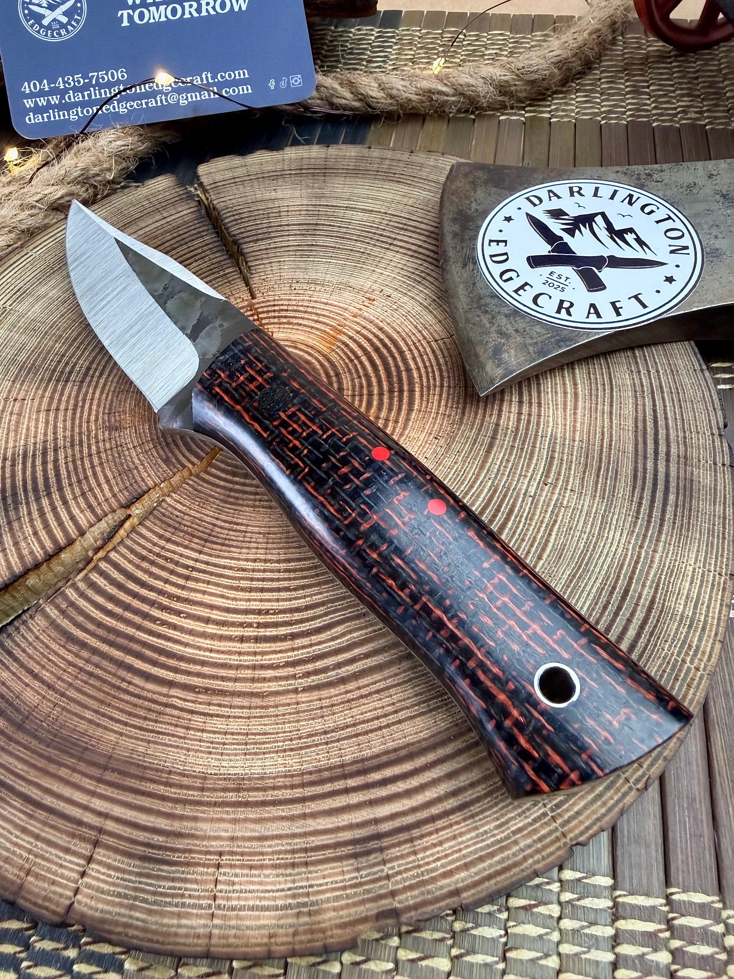 Scylla - Black and Red Burlap - Tapered Nitro V